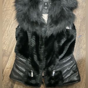Guess XS fur vest